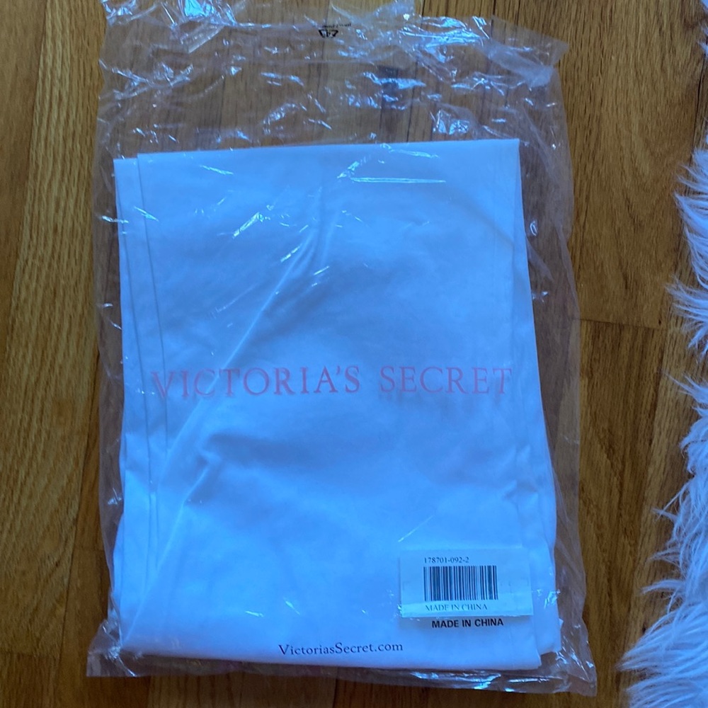 NWT Body by Victoria secret Christie pant white size 2